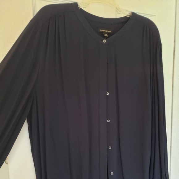 Banana Republic Navy Blue Blouse NWT - Picture 4 of 8